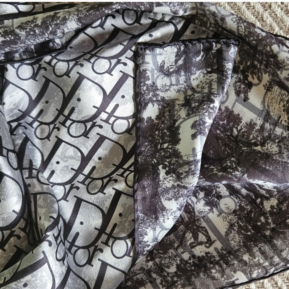 Dior Two-sided Silk Scarf - Picture 3 of 4